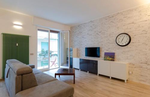 Sestri Levante Apartment | JOIVY Spacious 2-bedroom flat with Balcony near Beach in Sestri Levante
