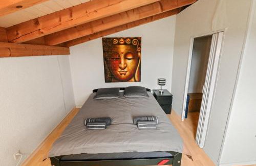 Cournillens Apartment | Joli duplex avec piscine