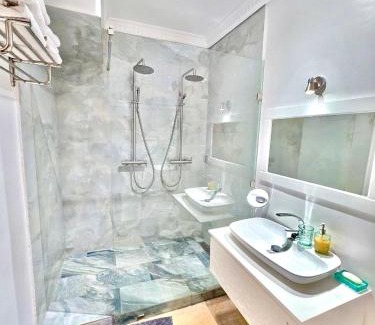 Oulad Khallouf Apartment | Joli et chic Appartement à Marrakech - balcon privé et confort