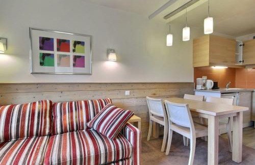 Belle Plagne Apartment | Joli studio-cabine pour 4 à Belle Plagne avec balcon et accès aux pistes - FR-1-455-201