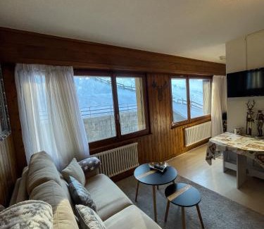 Veysonnaz Apartment | Jolie appart cozy, Ski in Ski out