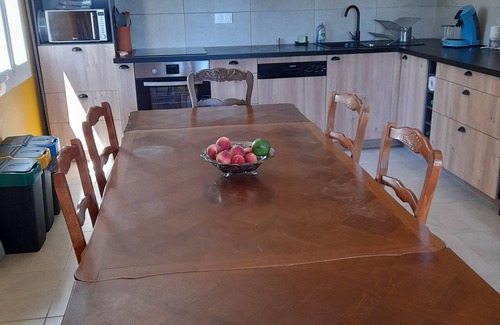Saint-Saturnin-les-Apt House | Jolie Maison Familiale Dans le Luberon