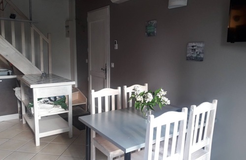 Bessines-sur-Gartempe House | Jolie Maison t3 Située au Calme 5 min du Lac