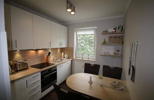 Zingst Apartment | Jordanstrasse 35 Whg. 1 - cozy vacation apartment on the ground floor of a