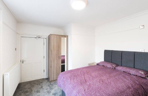 Banff House | Josie's House in Banff, is a Home from Home, 6 Bedroom Town House