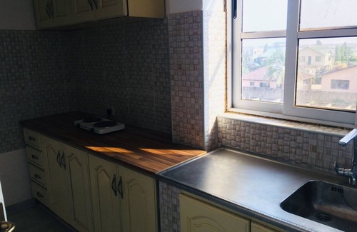 Teshie Cabin | Jowelbeck