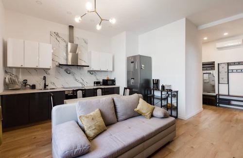 Old City Apartment | Joy City Stay Piatra Craiului 8