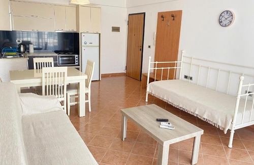 Sarande Apartment | Joy Home