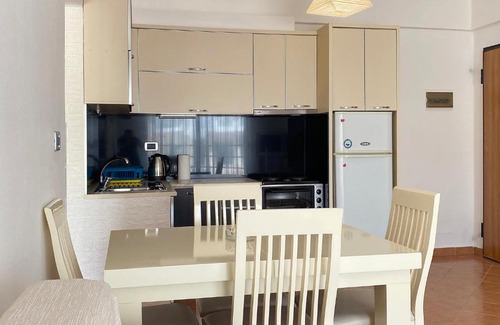 Sarande Apartment | Joy Home