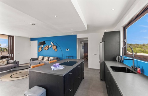 Willemstad Apartment | JSLUX A15 Luxurious rooftop apartment in gated resort