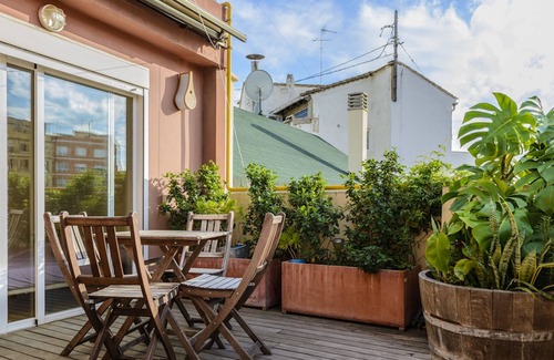 Eixample Apartment | JUANDE CHIC ATTIC TERRACE FRONT RUZAFA MARKET WITH ALL THE COMFORTS