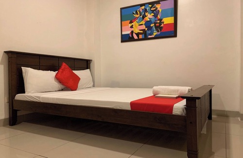 Baclaran Hotel | Juemarst Suites Near Sm Mall Of Asia