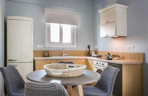 Mazarakata Apartment | Julia's Luxury Suites #1