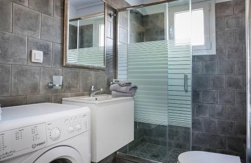 Mazarakata Apartment | Julia's Luxury Suites #1
