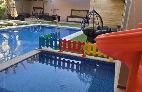 Al Rama Ski Chalet | Jumeirah Chalet جميرا شاليه