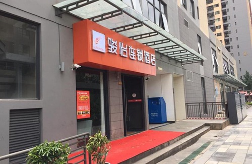 Wuhua Hotel | JUN Hotels Yunnan Kunming Wuhua District Changyuan Middle Road