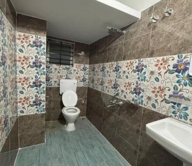 Sualkuchi Apartment | Junaki Kareng
