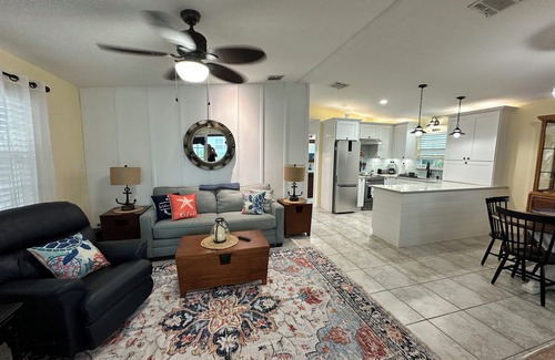 Little Torch Key House | JUNE-AUG 2025 DISCOUNT! - 2 Bedroom FL Keys Canal Home - Great Boating Access!