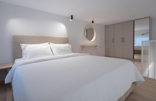 Misiria House | June Home