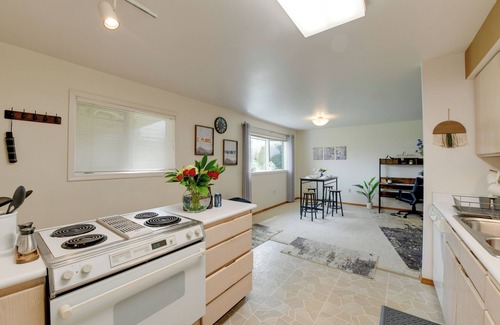 Juneau Apartment | Juneau Apartment - Walk to Hiking & Breweries
