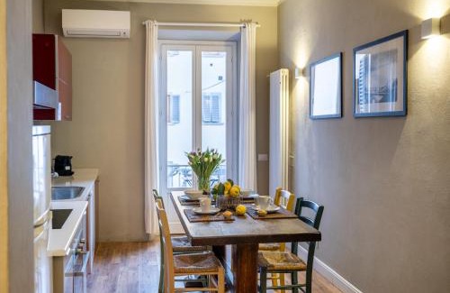 Oltrarno Apartment | Jungle APT - Dolcevita Holiday