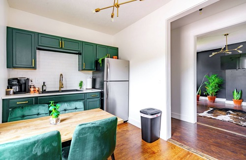 Chillicothe House | Jungle Thyme