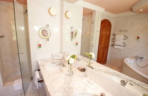 Bad Kleinkirchheim House | Junior Suite Edelholz Kirsche - The Kirchheimerhof - Superior Refugium