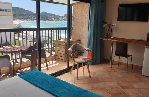 Les Lecques Hotel | Junior Suite-Comfort-Ensuite with Bath-Balcony