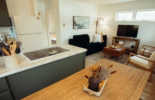 Northport Cottage | Juniper Cottage on Grand Traverse Bay!