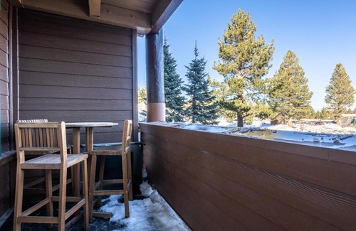 Mammoth Lakes Apartment | Juniper Springs 233