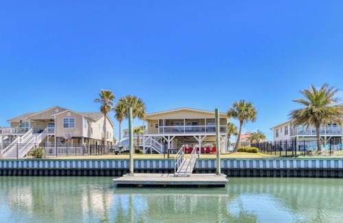 Inlet Harbour House | Just Add Water - Four Bedroom, Three Bath Channel Front House