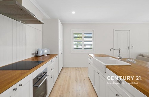 Aldinga Beach House | Just Beachy - Aldinga Beach - C21 SouthCoast Holidays