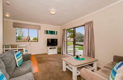 Whangamata House | Just Beachy - Whangamata Holiday Home