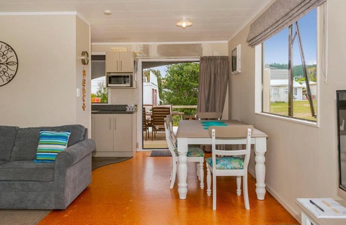 Whangamata House | Just Beachy - Whangamata Holiday Home