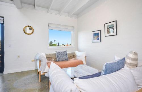 Hampton Apartment | Just Steps Away From Hampton Beach