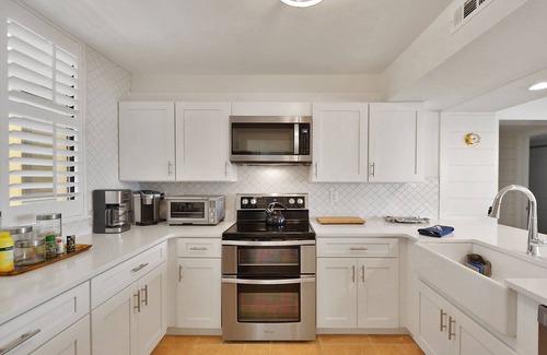 Saint Simons Island Condo | JUST STEPS FROM THE OCEAN.