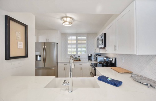 Saint Simons Island Condo | JUST STEPS FROM THE OCEAN.