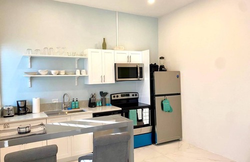 Jimmy Hill Villa | Just steps to a beautiful beach