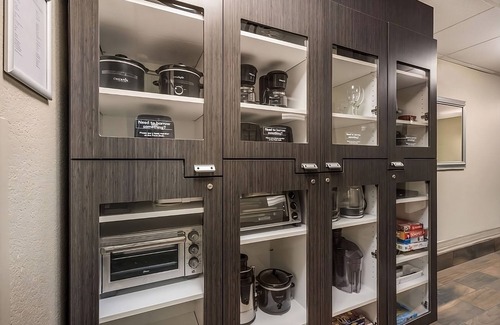 Irvine House | Just What You Were Looking For! 4 Relaxing Units, Kitchen, Pets Allowed!