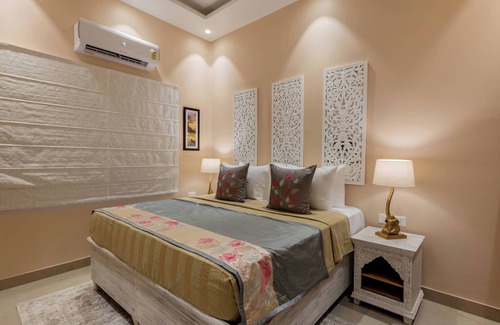 Varanasi Hotel | juSTa Luxe Kashi Parampara, Varanasi