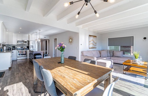 Huntington Beach Condo | Justin - Sunset Beach 1
