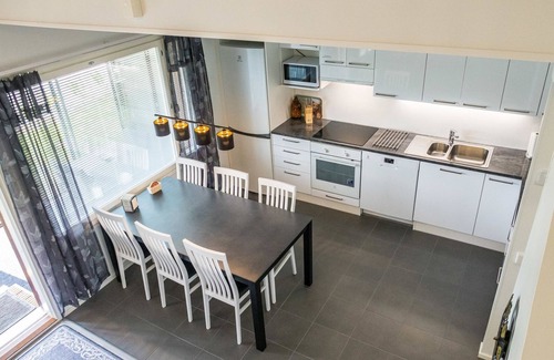 Vuokatti House | Juusontörmä 5 A 4 by Interhome