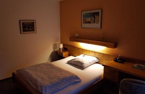 Erdhausen Bed & Breakfast | Künstlerhaus Lenz
