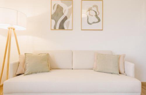 Greetsiel Apartment | Küsten Suite Grachten Suite 1 direkte Wasserlage, Terrasse, 76qm, Neubaugebiet