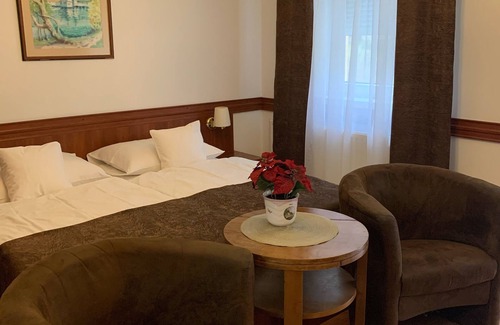 Heviz Apartment | KŐNIG APARTMAN I. A HÉVÍZI TÓTÓL 300 MÉTERRE TALÁLHATÓ!