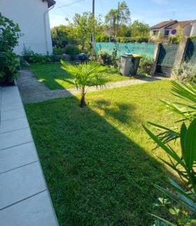 Vaulx-en-Velin House | K&N - Maison à partager avec d'autres voyageurs - Chambre privée - Jardin - Balcon
