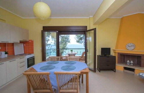 Kassandra House | K-Possidi Beachfront Villa by Halkidiki Villas