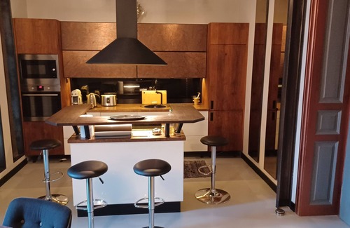 Erzsebetvaros Apartment | K18 Industrial luxury front and rear balcony epicenter of downtown/party area.