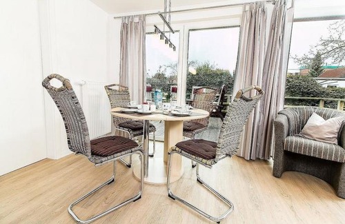 Groemitz Villa | K2 Bungalow - Strandhaus Königsberger Allee 8 - Feriendomizil Hollich