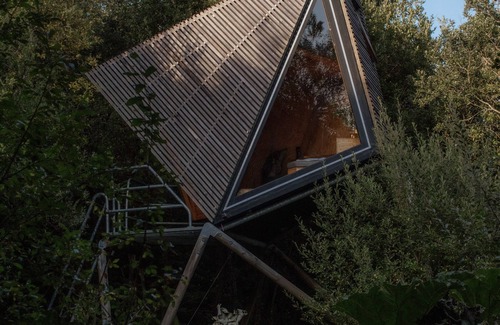 Tintagel Cabin | K3 Kudhva Treehouse Cabin in Tintagel